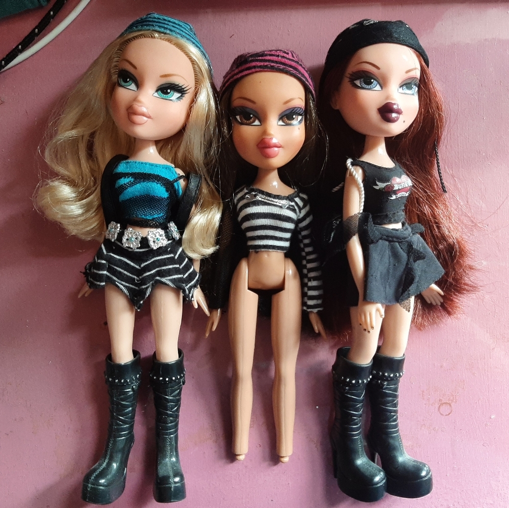 Bratz treasurez lot